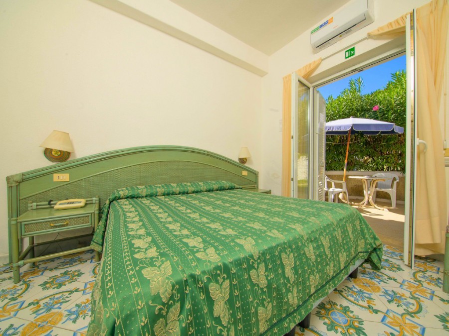 Benessere Luglio Ischia Hotel Colella con Cure Termali, Piscine e Offerte Lastminute