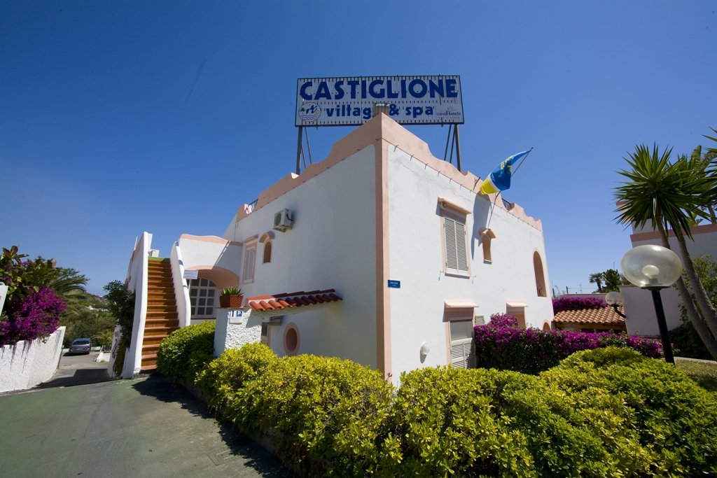 Hotel Castiglione Village Forio — offerte novembre tra sole, mare, cure e piscine